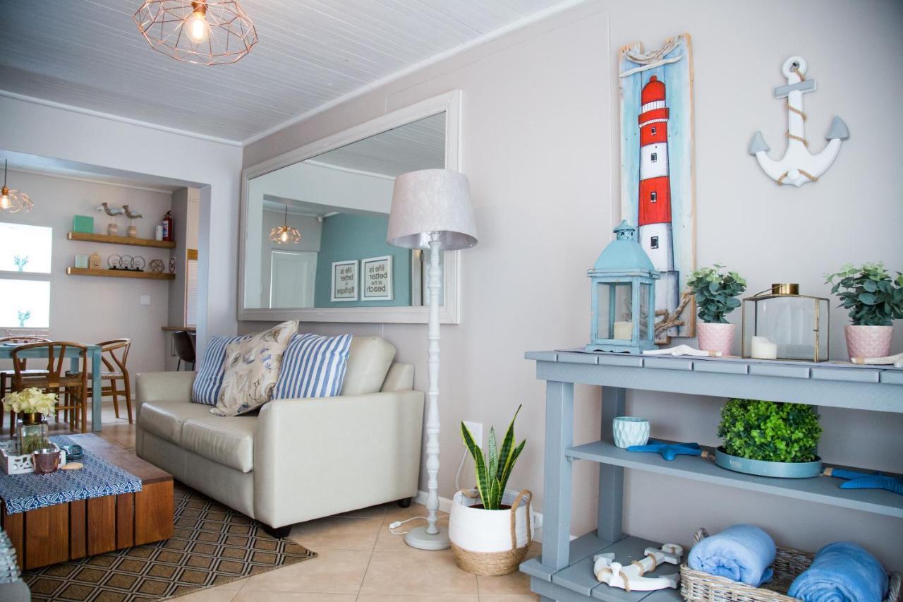 Mylas Cottage Swakopmund Exterior photo